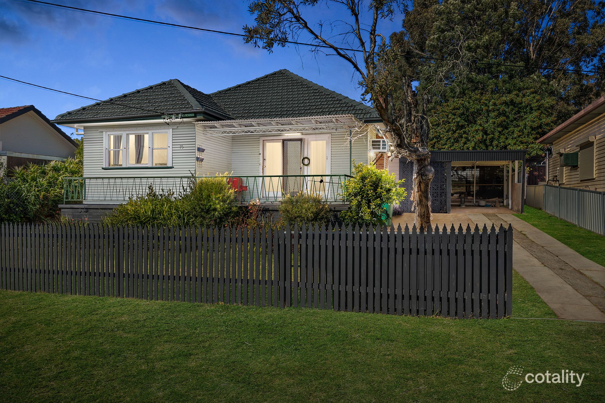 15 Wollombi Rd, Cessnock, NSW 2325