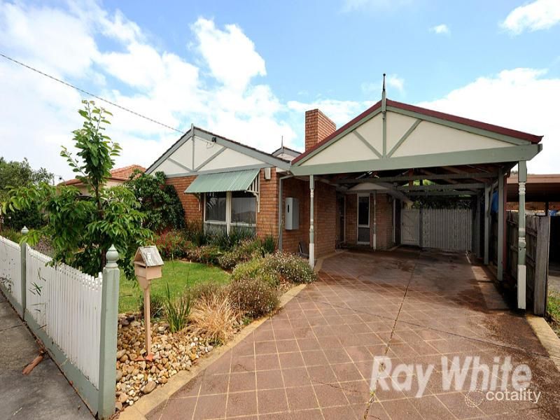 17 Lewisham Cl, Hampton Park, VIC 3976