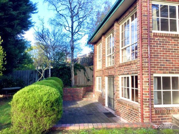 16 Victor Ave, Kew, VIC 3101