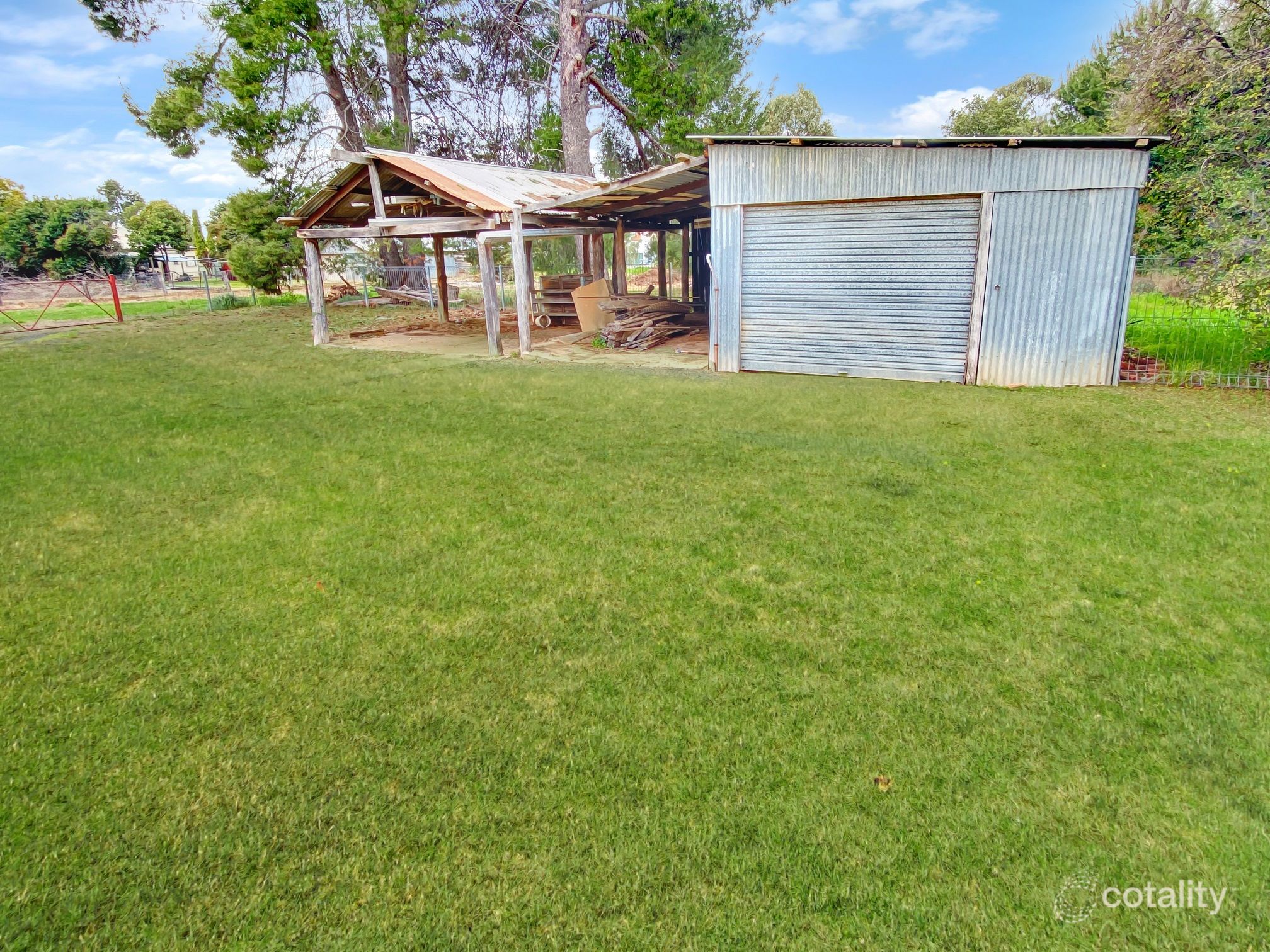 32 Hay Rd, Darlington Point, NSW 2706