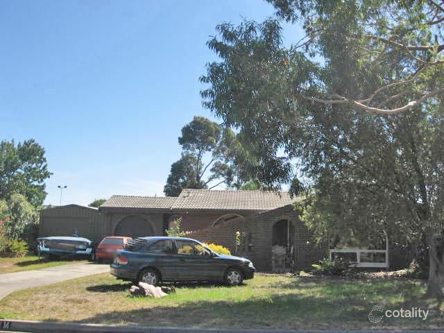 14 Scullin Cres, Hope Valley, SA 5090