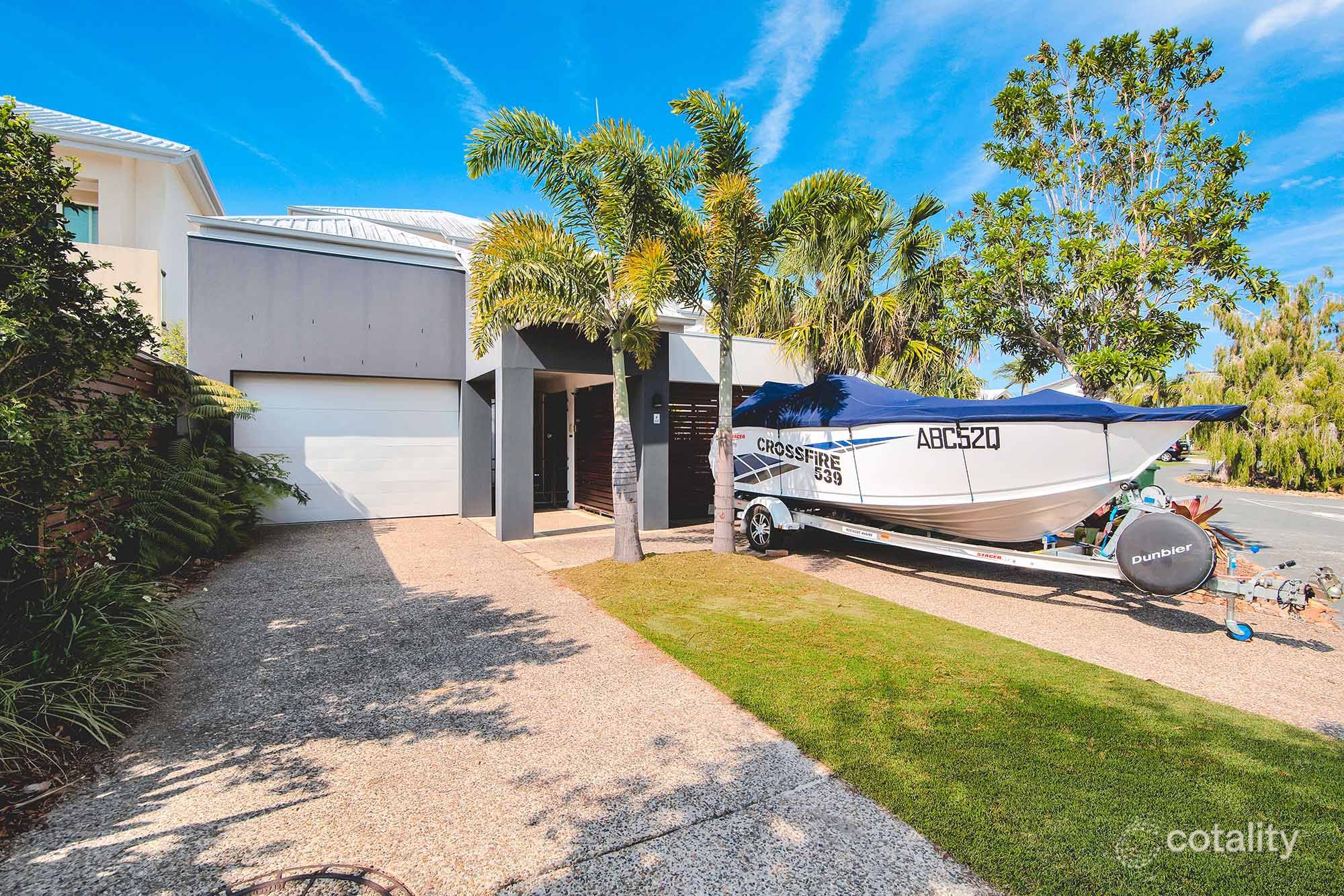 64 Brindabella Cl, Coomera, QLD 4209