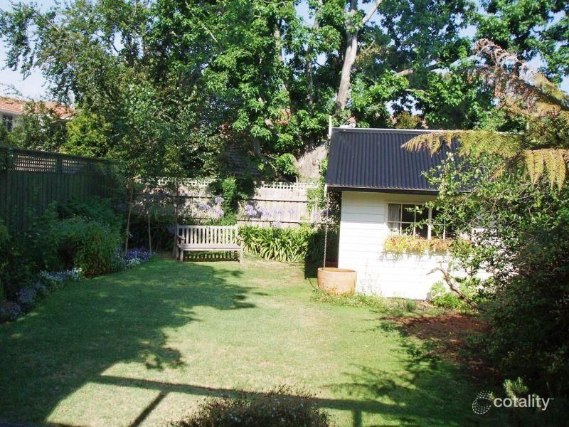 39 Mangarra Rd, Canterbury, VIC 3126