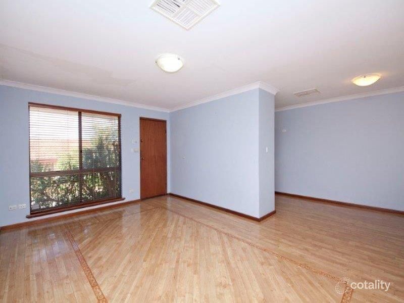 12/5 Kitchener Rd, Melville, WA 6156
