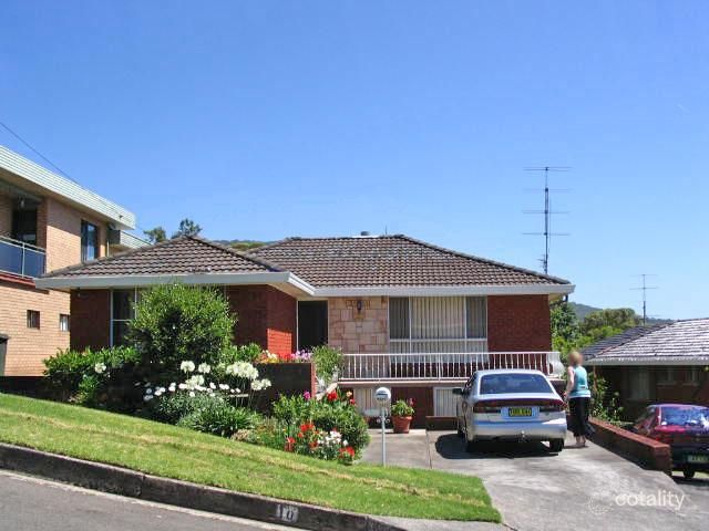 10 Hudson Ave, Balgownie, NSW 2519