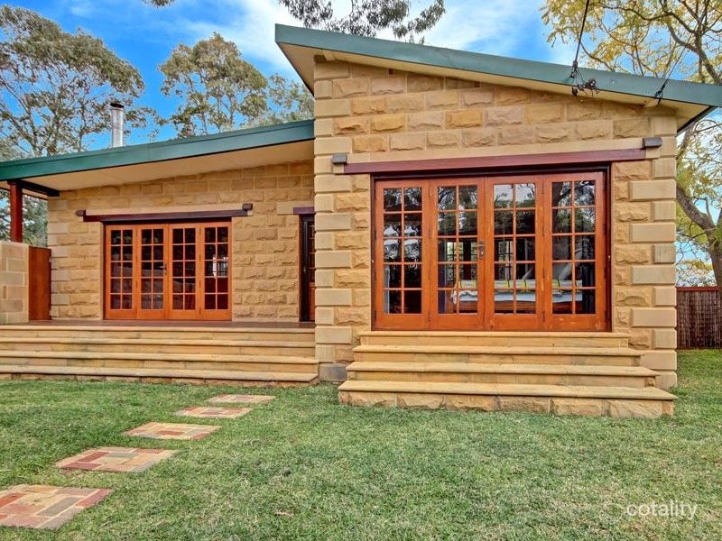 32 Abbott Rd, Heathcote, NSW 2233