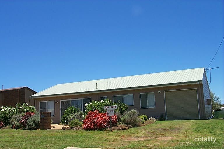 7 Blue Water Dr, Elliott Heads, QLD 4670