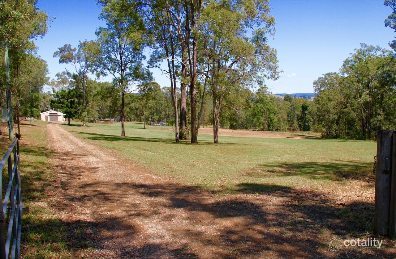 815 Kenilworth Skyring Creek Rd, Carters Ridge, QLD 4563