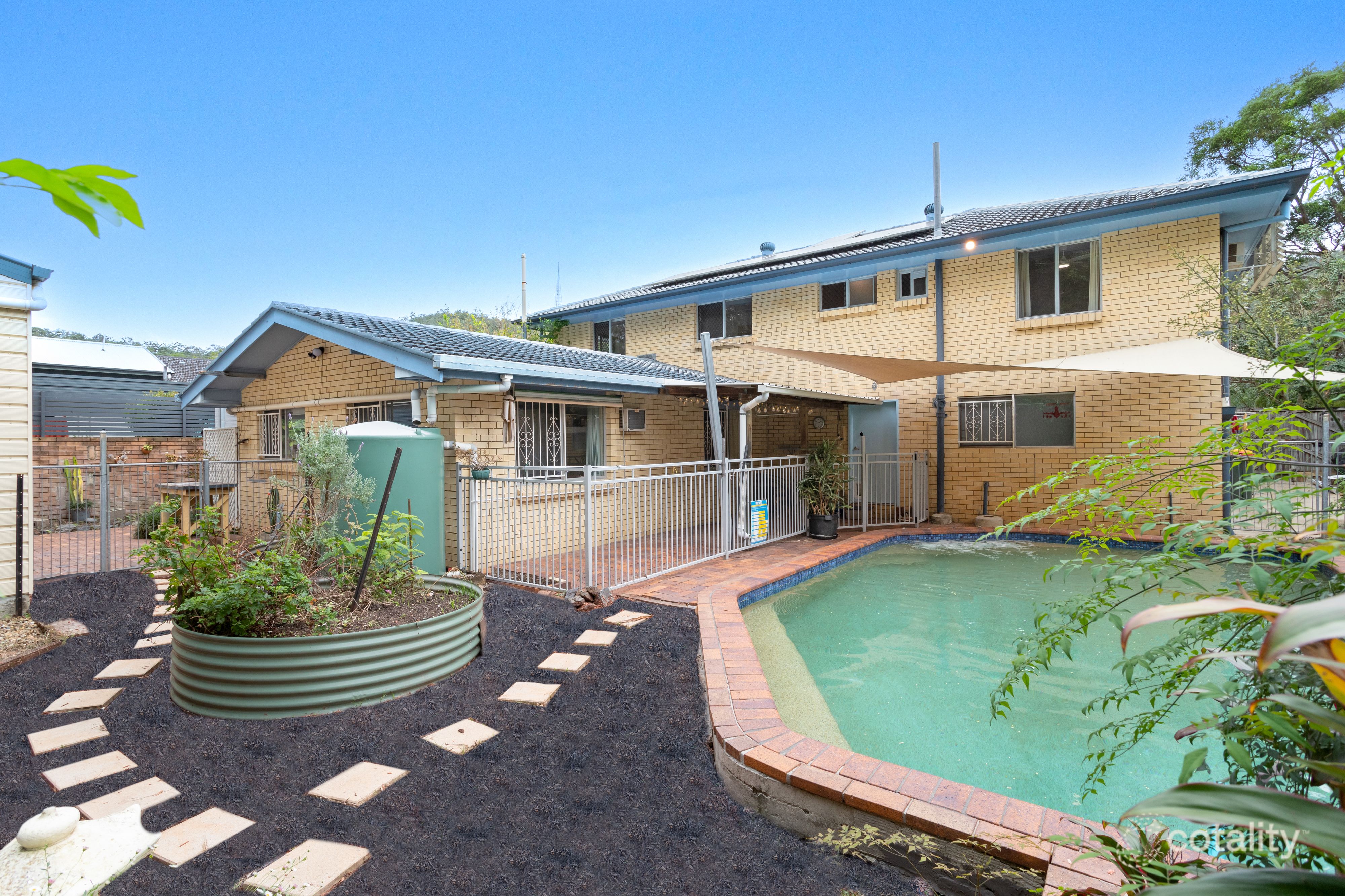25 Grenoble St, The Gap, QLD 4061