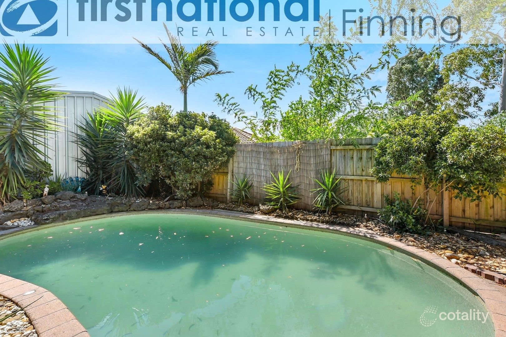 24 Broome Cres, Cranbourne North, VIC 3977