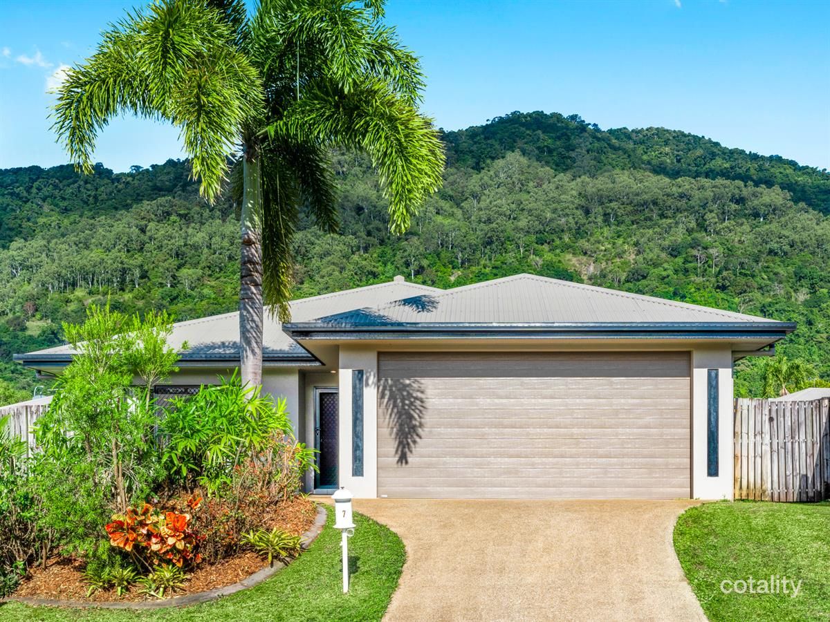 7 De Roma Cl, Kanimbla, QLD 4870