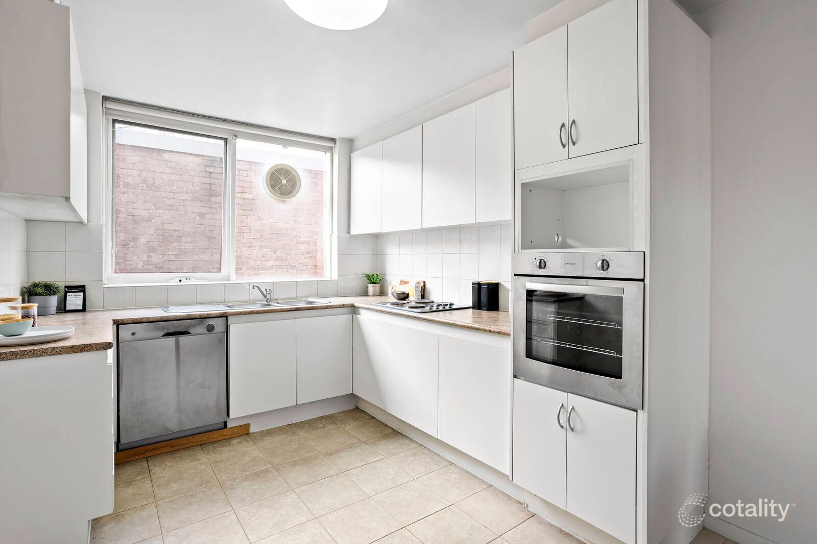 2/867 Rathdowne St, Carlton North, VIC 3054