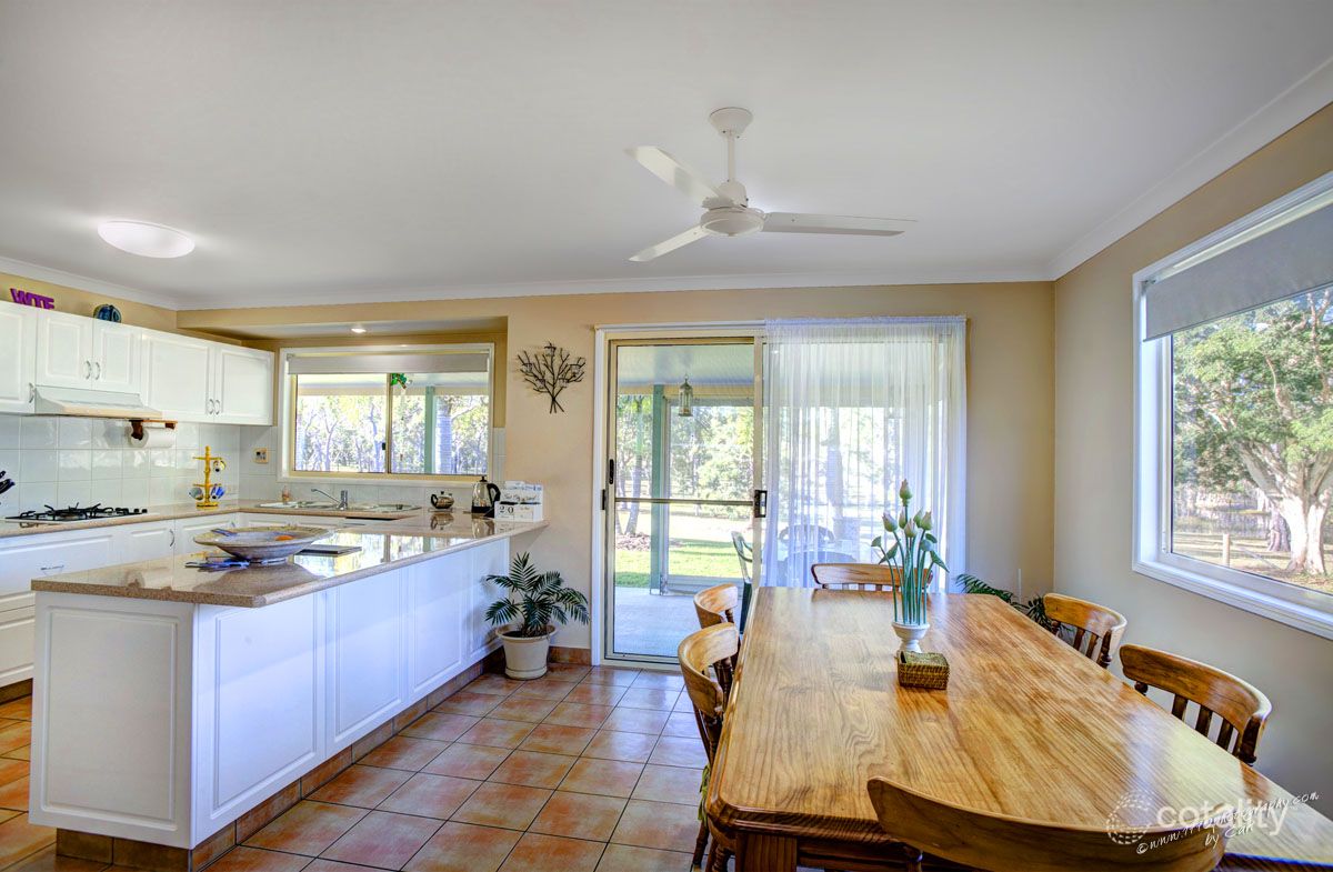 72 Davies Rd, Captain Creek, QLD 4677