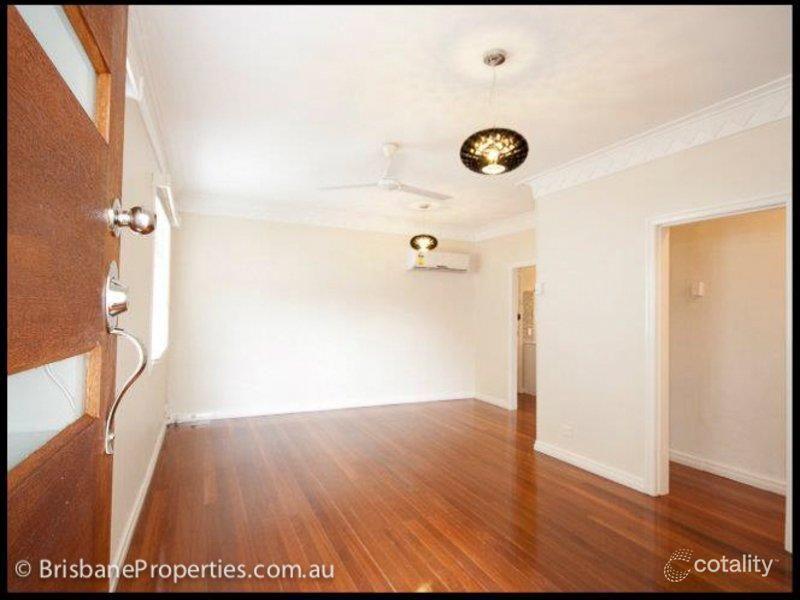 7 Laura St, Tarragindi, QLD 4121