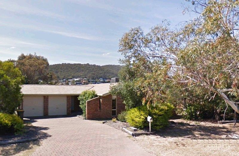 19 Poplar Cres, Jerrabomberra, NSW 2619