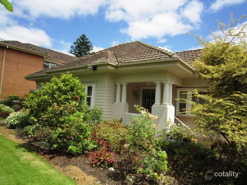 22 Clyde St, Surrey Hills, VIC 3127