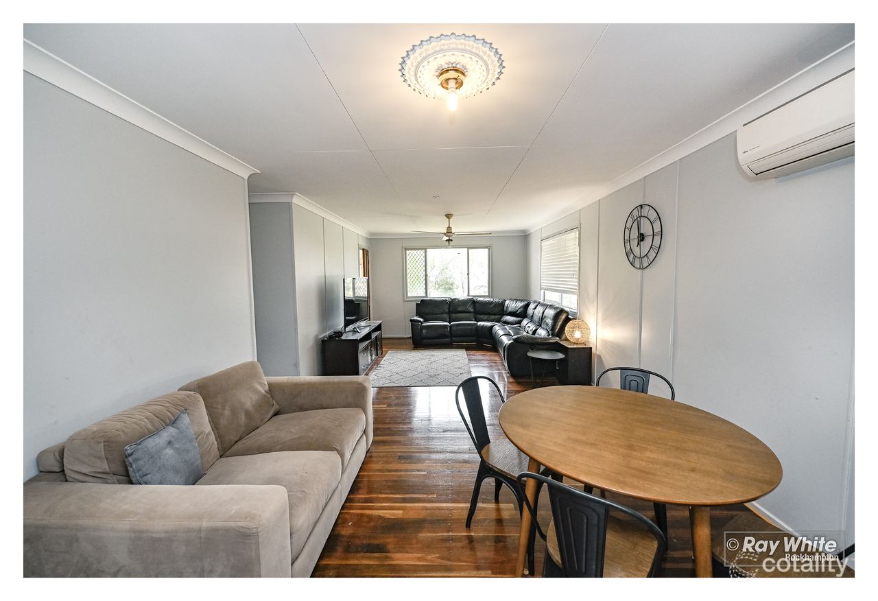 17 Quinn St, Kawana, QLD 4701