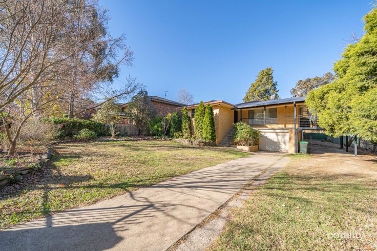 13 Mayfield Ave, Armidale, NSW 2350