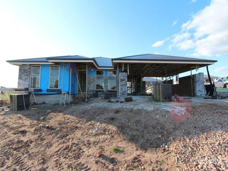 70 Wentworth Dr, Kelso, NSW 2795