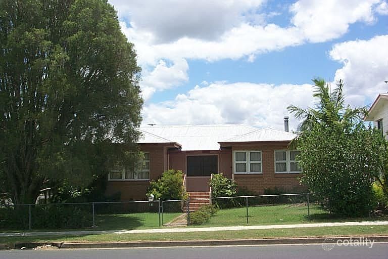 52 Cemetery Rd, Eastern Heights, QLD 4305