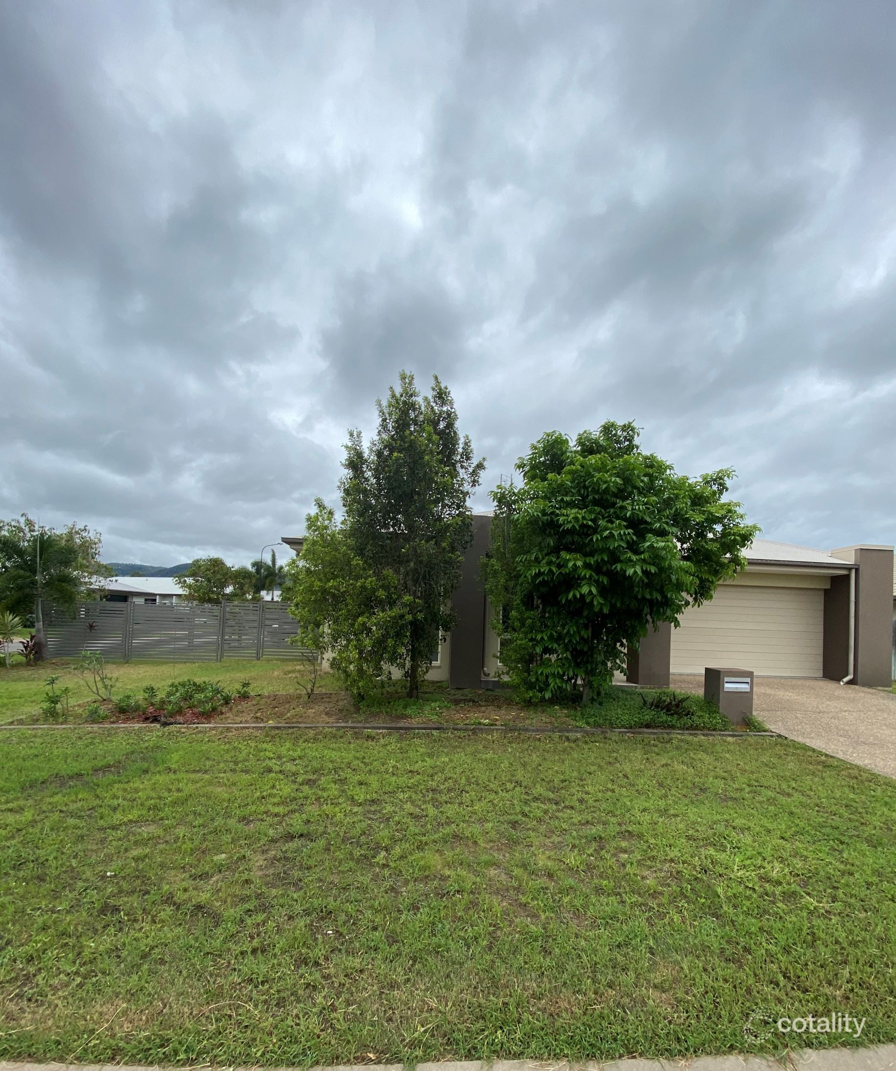 2 Mackenzie Lane, Kelso, QLD 4815