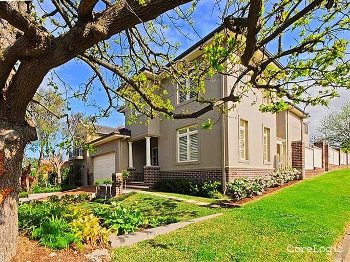 27 Upper Cliff Rd, Northwood, NSW 2066