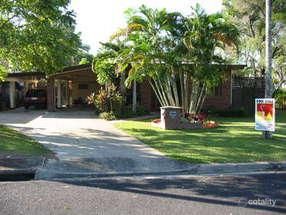 16 Primrose St, Mooroobool, QLD 4870