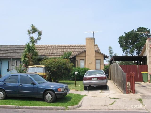 10 Barrie Ct, Braybrook, VIC 3019