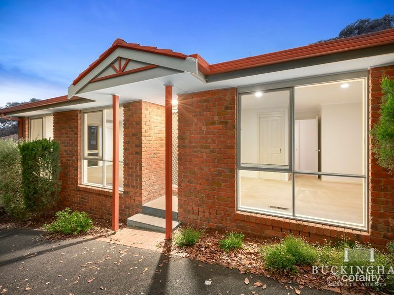 2/22 Nicholson Cl, Research, VIC 3095