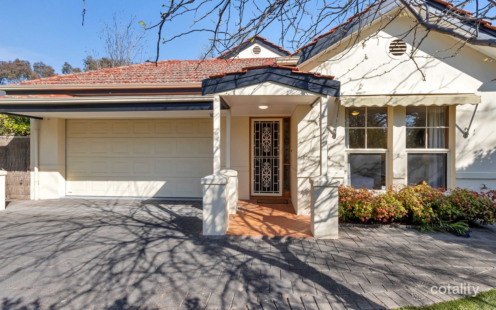 2b Young St, Burnside, SA 5066