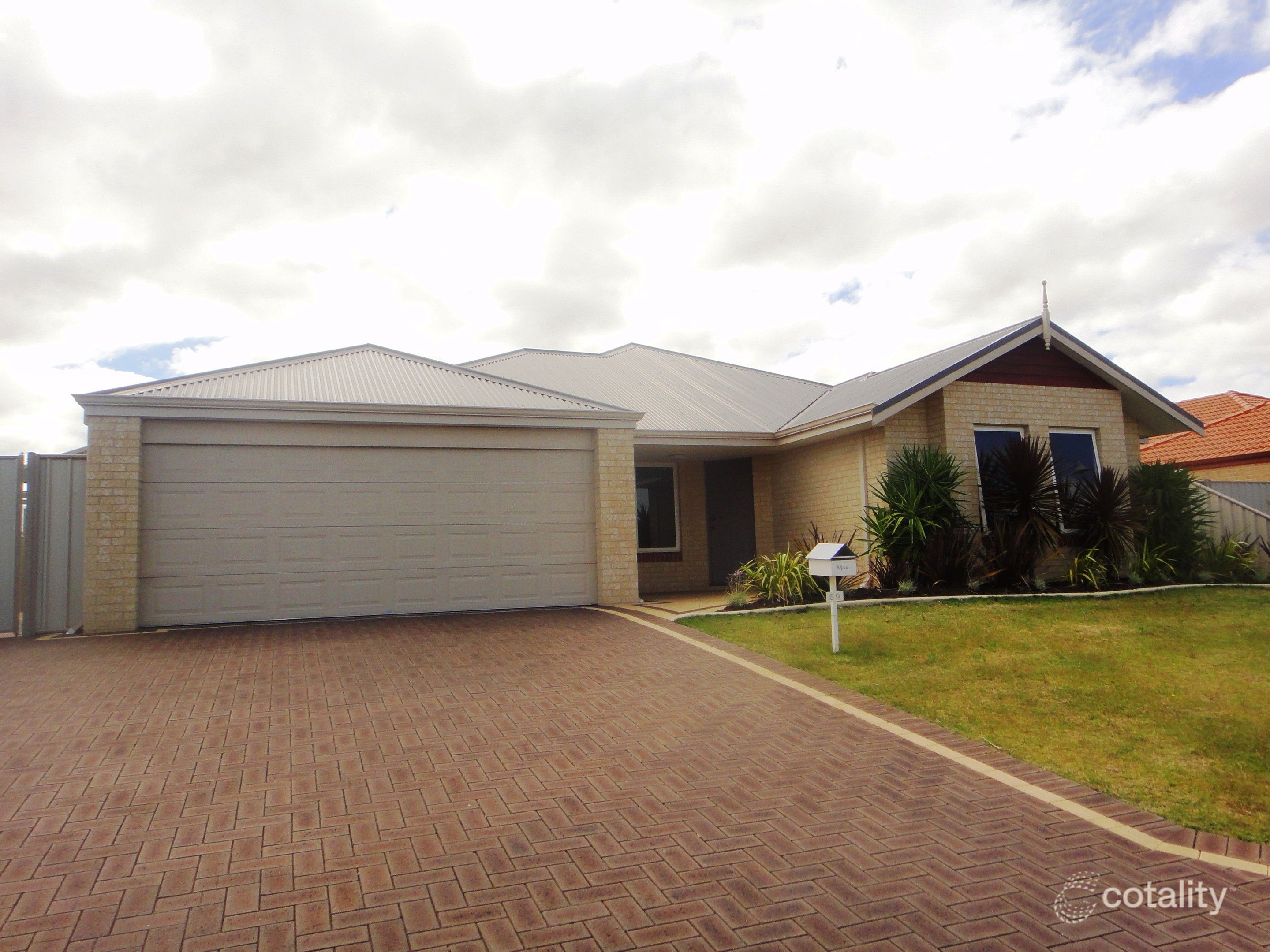 69 The Boulevard, Australind, WA 6233