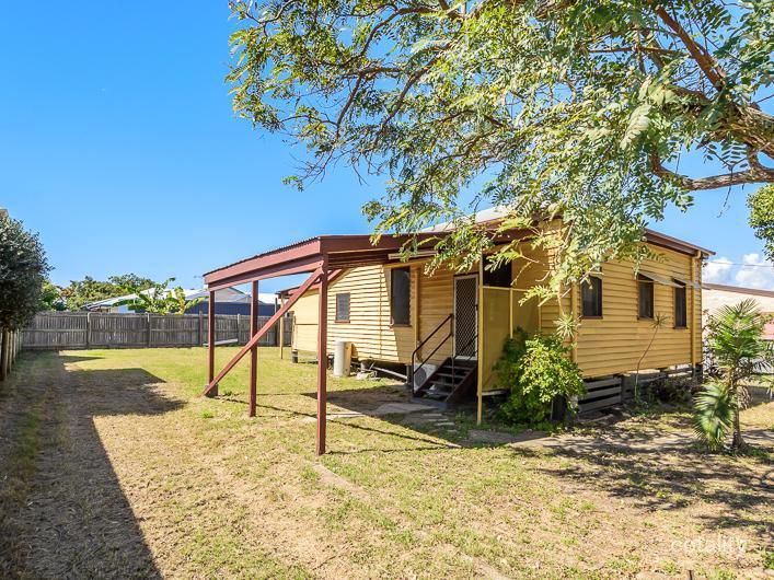 28 Barney St, Barney Point, QLD 4680