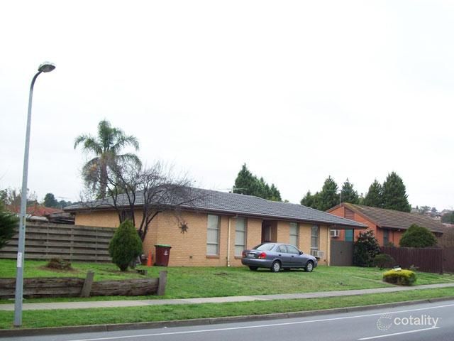 25 Amalfi Dr, Endeavour Hills, VIC 3802