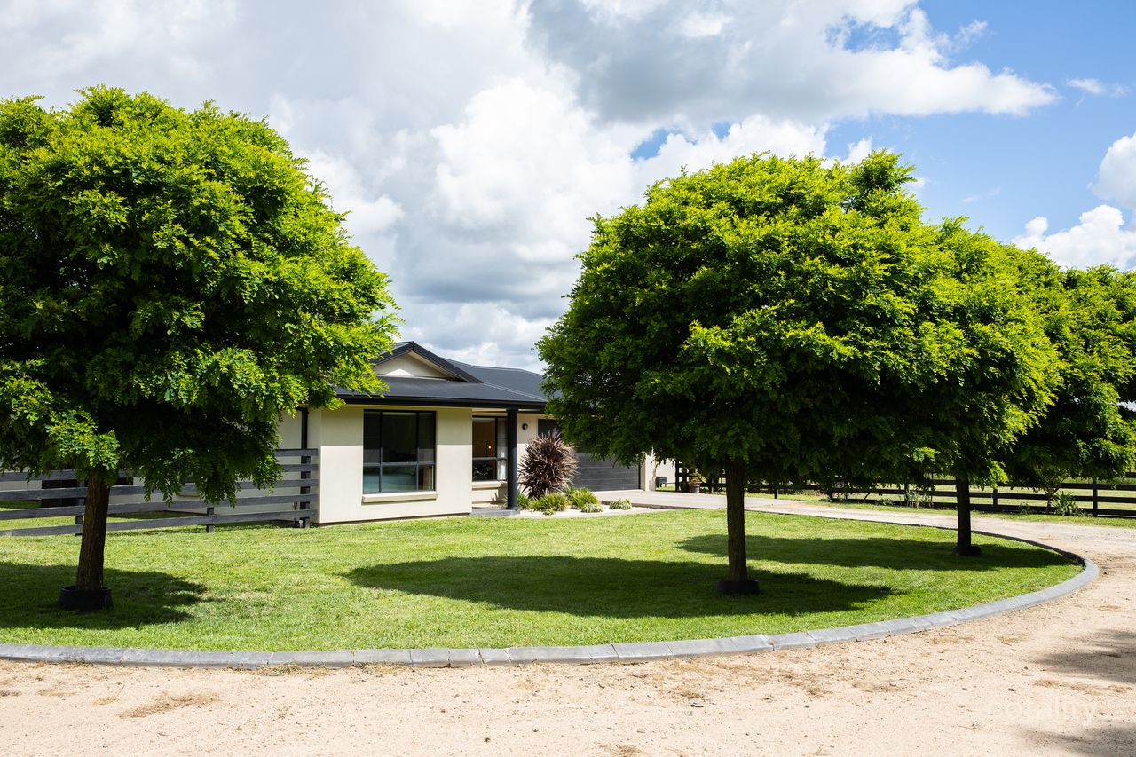 34a Dangarsleigh Rd, Armidale, NSW 2350