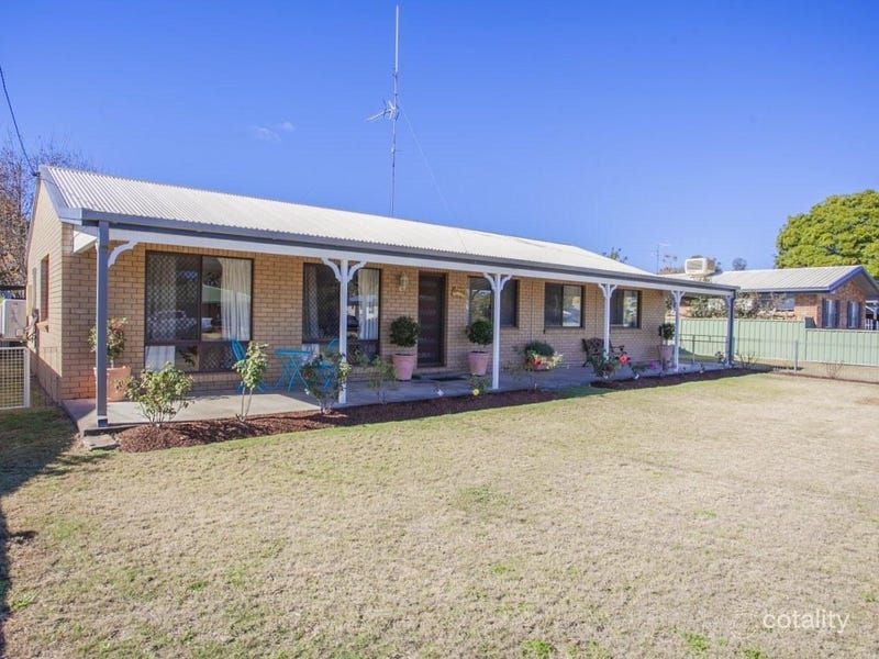 14 Scouller St, Chinchilla, QLD 4413