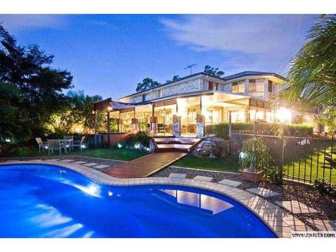 16 Burnside Pl, Forest Lake, QLD 4078