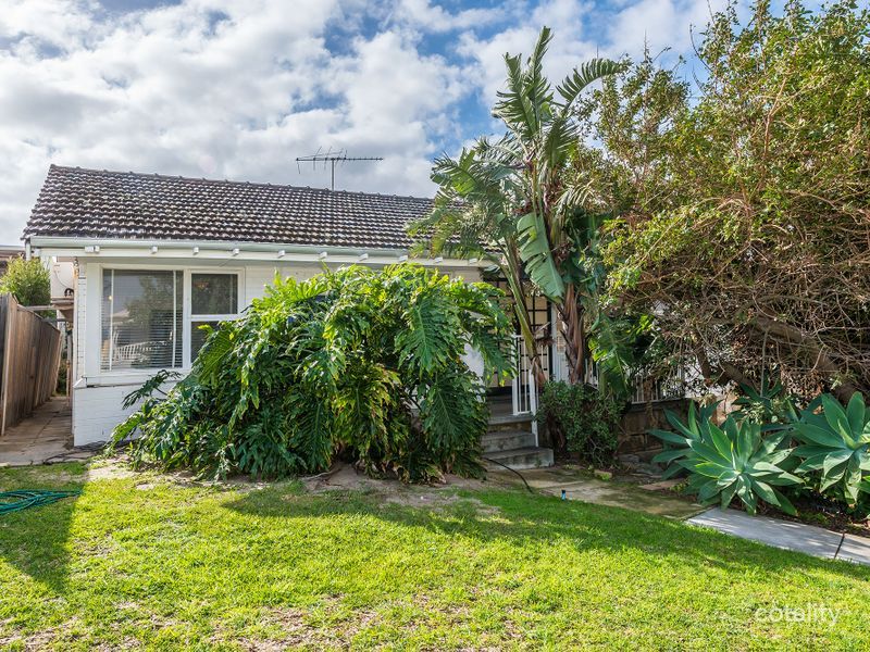 28 Boscombe Ave, City Beach, WA 6015