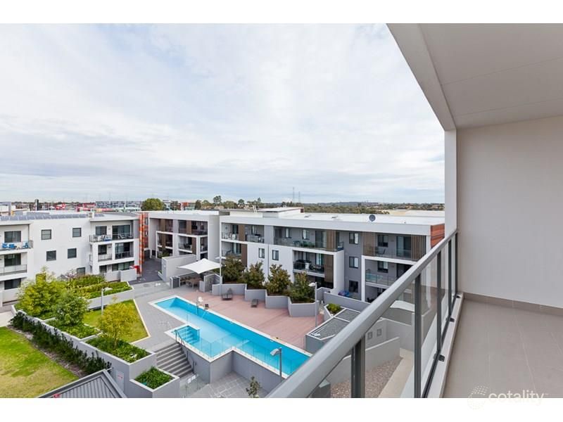 196/2 Signal Tce, Cockburn Central, WA 6164