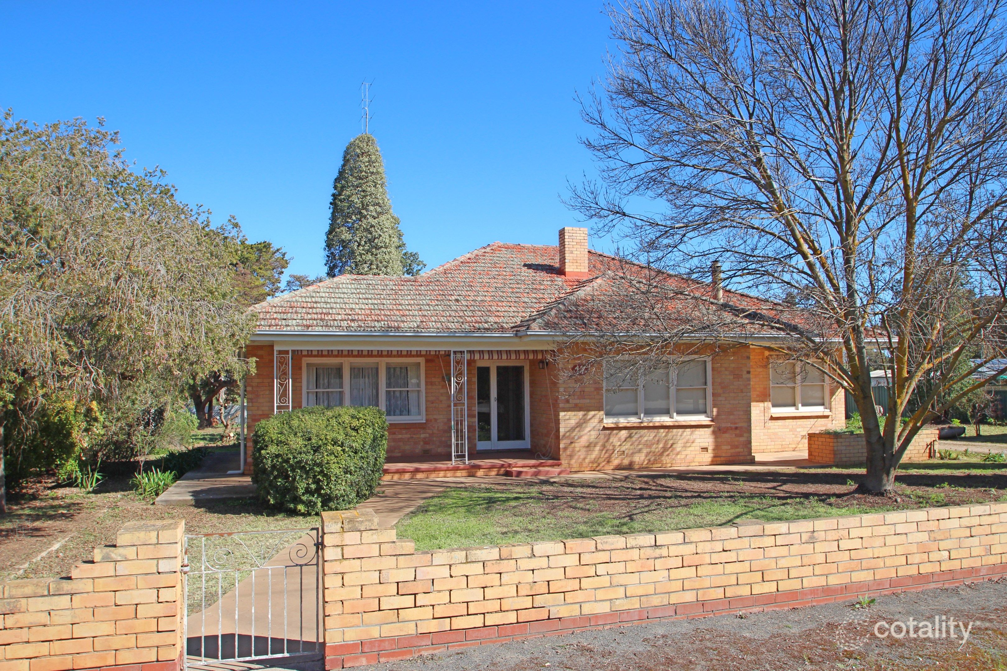 17 Fifth St, Booborowie, SA 5417