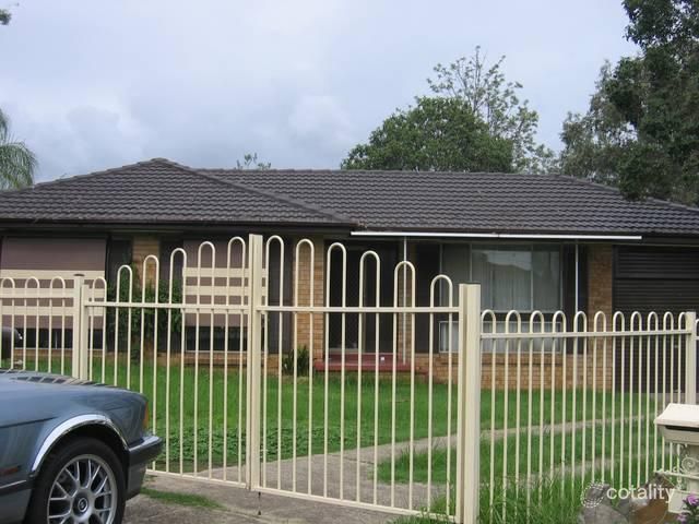 11 Walshe Gr, Bidwill, NSW 2770
