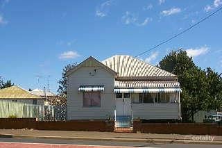 51 West St, Newtown, QLD 4350