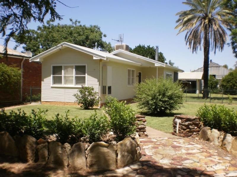 35 Lawson St, Warren, NSW 2824