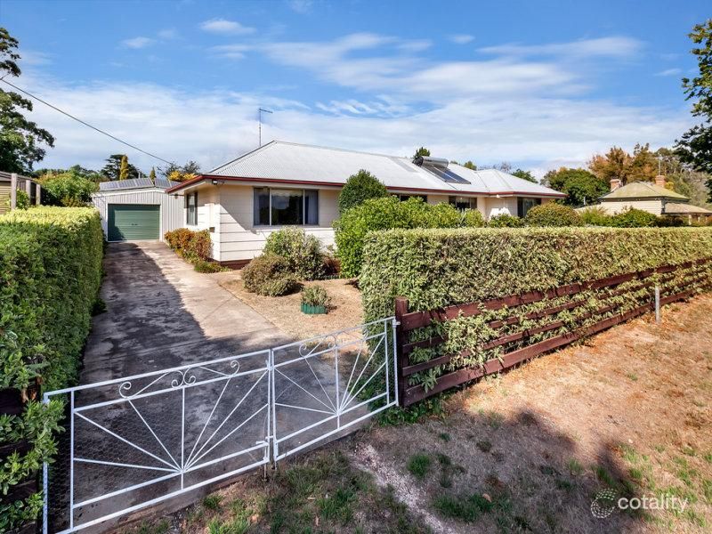 8 Church Pde, Kingston, VIC 3364