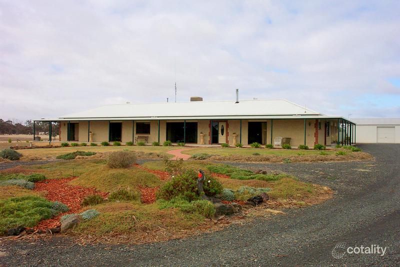 382 Three Bridges Rd, Lower Norton, VIC 3401