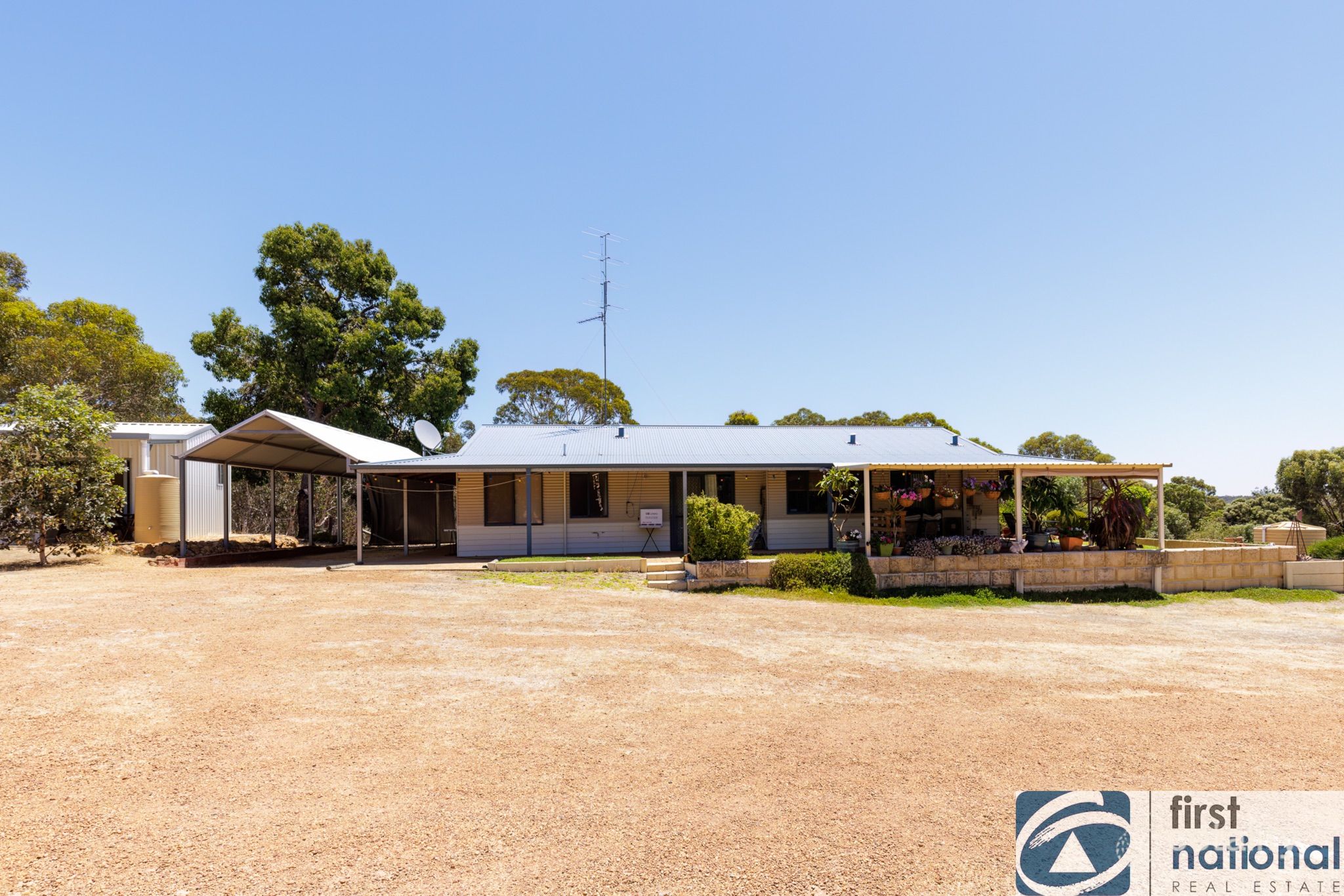 104 Benrua Rd, Clackline, WA 6564