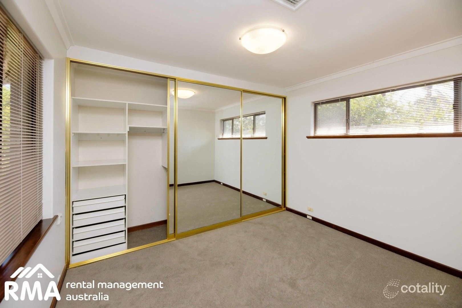 604 Beach Rd, Hamersley, WA 6022