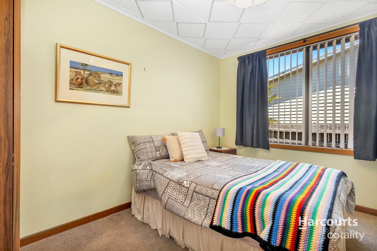 2a Lewis St, Somerset, TAS 7322