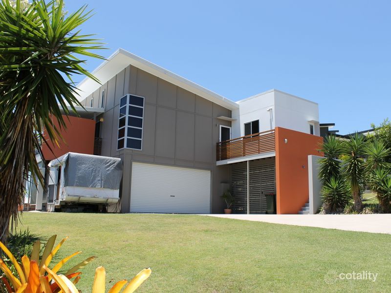 33 Lighthouse Dr, Boyne Island, QLD 4680