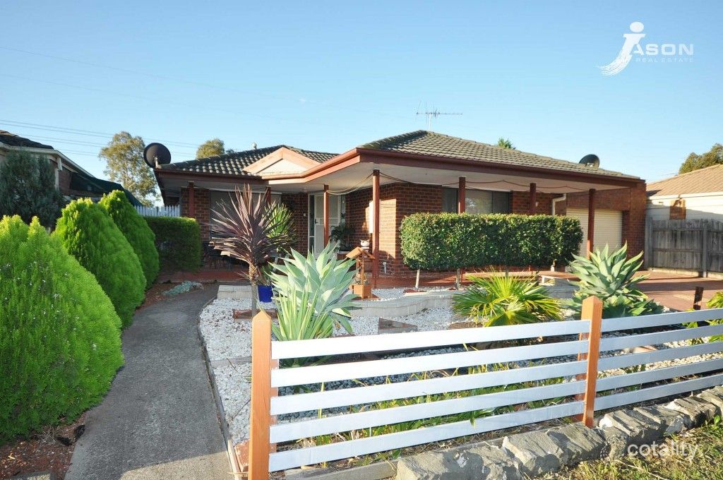 13 Crespin Pl, Roxburgh Park, VIC 3064