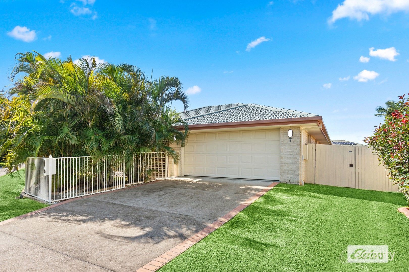 7 Harvard Pl, Urraween, QLD 4655